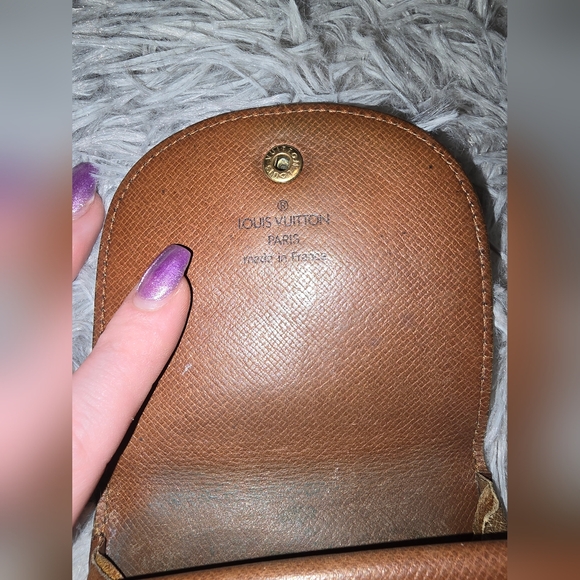 Louis Vuitton Vintage Signiture Mono Coin Pouch (RARE)(GUC)(READ DESCRIPTION) - Picture 3 of 7